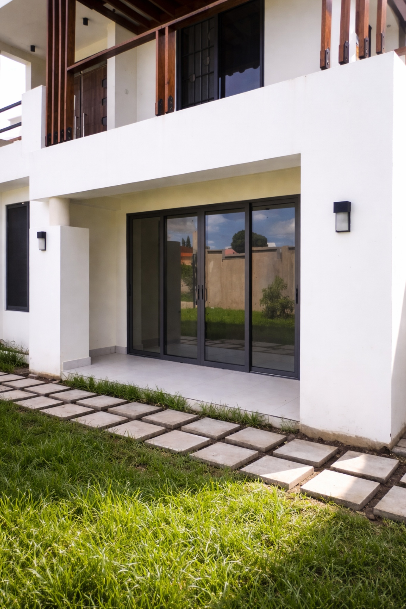 Simba - 83 Sliding Door 